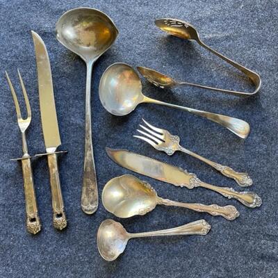 Lot 220 Assorted Silverplate Serving Pieces Knife Fork Spoons 9pc