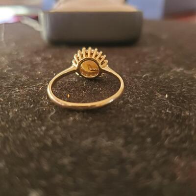 Ladies Pearl Ring with Surround Diamonds