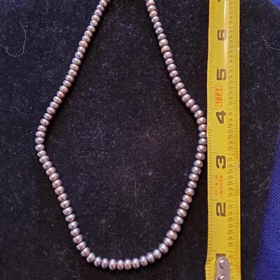 Cultured grey pearl choker