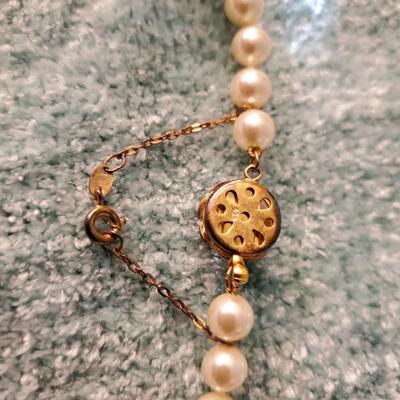 30" Pearls Cream Color Strand
