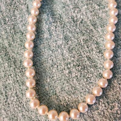 34" string of pearls, G. Silver clasp