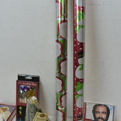 7 Items of Christmas: Tree Candle, 4-Piececutter, Snowflake Picks, Cards - New