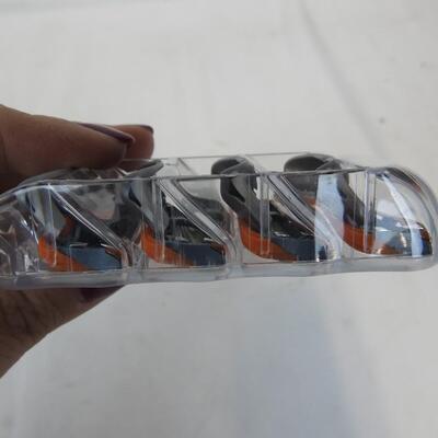 Qty 20 Razor Blade Refills. 4 Blades on each. Gray/Orange. No packaging - New