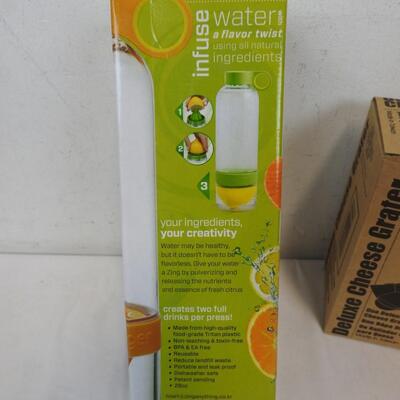 2 pc Kitchen: Citrus Zinger Water Bottle & Pampered Chef Cheese Grater - New
