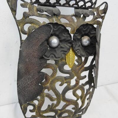 Metal Wall Decor, 3 Stacked Owls Covering Eyes - New