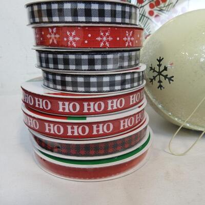 13 pc Christmas Decor, Ribbon, Kitchen, Bath, Ornaments, & Earrings - New