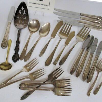 Lot of Vintage Silverplated Flatware, Various Manufacturers and Patterns