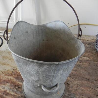 LOT 47  GALVANIZED BUCKET AND BARB WIRE