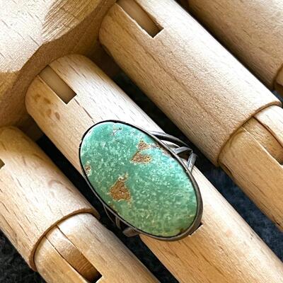 Lot 244 Native American Turquoise & Sterling Ring Size 7-8