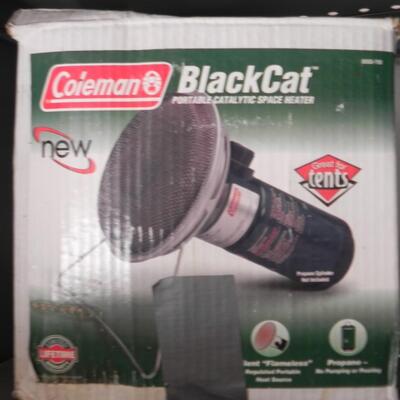 LOT 44   CAMPING GEAR