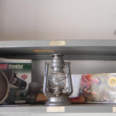 LOT 44   CAMPING GEAR