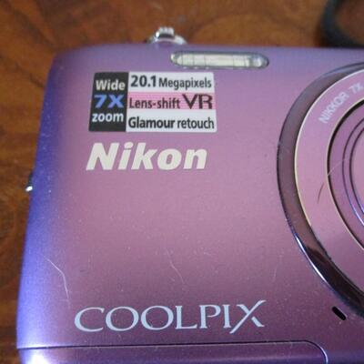 Nikon Coolpic Camera & Kodak Waterproof Play Full
