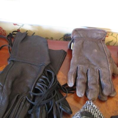 Various Sizes Of Gloves