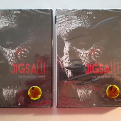 2 vhs movies