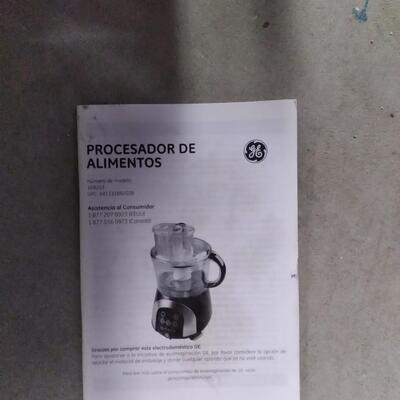 LOT  89  STAINLESS STEEL CROCK PIOT AND GE PROCESSOR