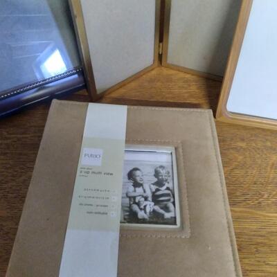 LOT 93 PICTURE FRAMES AND PHOTO ALBUM