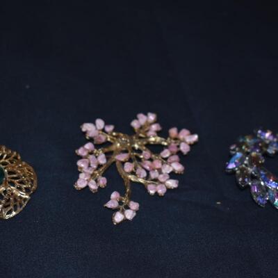 Vintage brooches