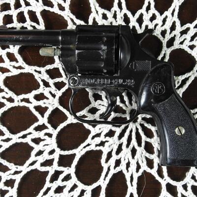 Italian starter pistol