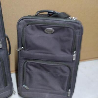 LOT  150   RICARDO TWO MATCHING  SUITCASE