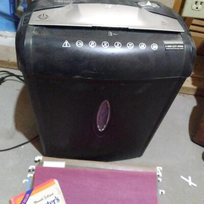 LOT 106  PAPER SHREDDER