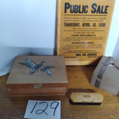 LOT  129  WOODEN BOXES & WOODEN PLAQUE