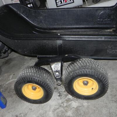 LOT  34  POLAR TRAILER