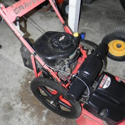 LOT 102  GRAVELY BRUSH CUTTER PRO 24