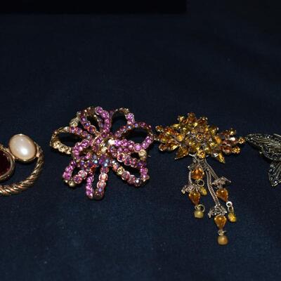 Vintage brooches