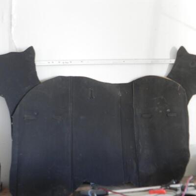 LOT 146  COW DECOY