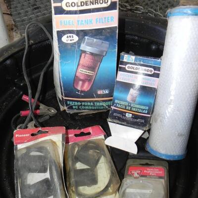 LOT  147   EXIDE BATTERY CHARGER AND OIL DRAIN PAN