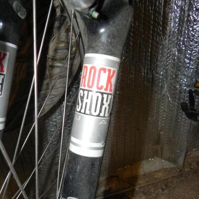 SCHWINN MESA BIKE