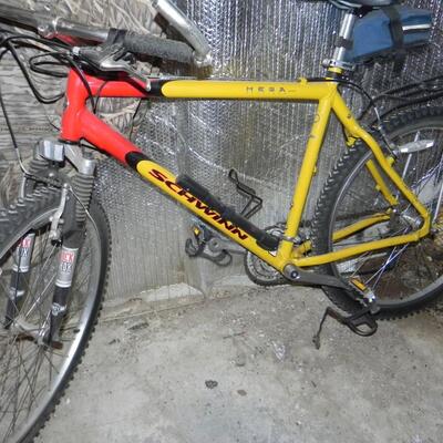 SCHWINN MESA BIKE