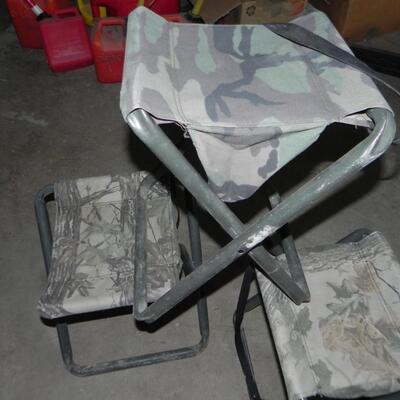 LOT 159  FOLDING CAMPING STOOLS