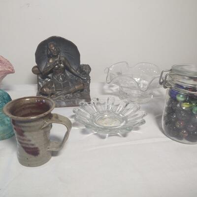 Variety of Knick-Knacks