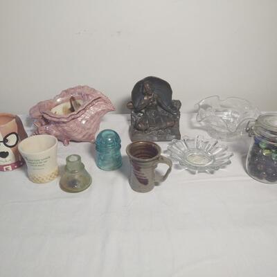 Variety of Knick-Knacks