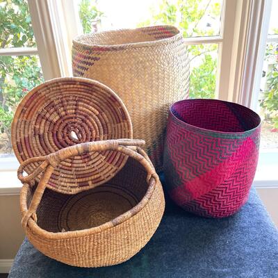 Lot 290 Group Ethnic Baskets  Multi-Colored Hand Woven 4 pcs