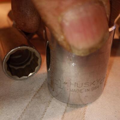 HUSKY SOCKETS
