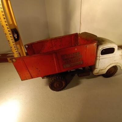 Structo Dump Truck
