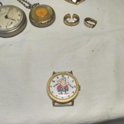 Watches & Costume Jewelry