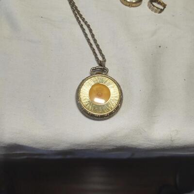 Watches & Costume Jewelry