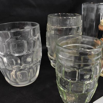 7 Mugs: 6 Clear Glass Mugs, 