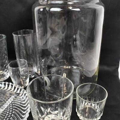 9 pc Glassware, Platter, Liquid Dispenser, 7 Glasses, assorted Sizes