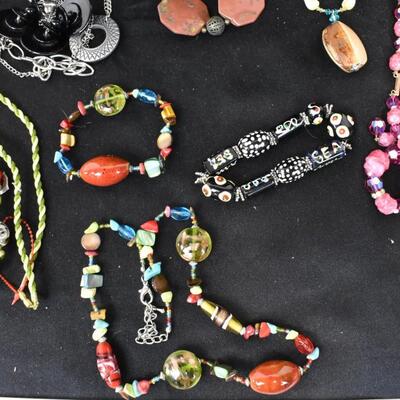 11 pc Costume Jewelry, Necklaces, Bracelets