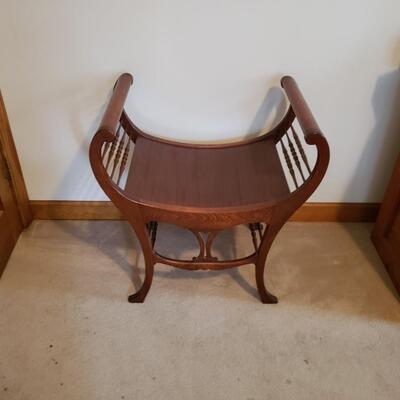 Bustle Chair