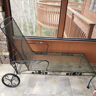 Metal Outdoor Chaise Lounge
