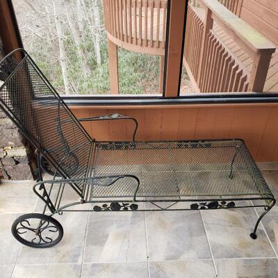 Metal Outdoor Chaise Lounge