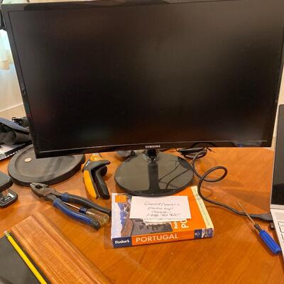 Samsung Monitor Screen with HP Printer