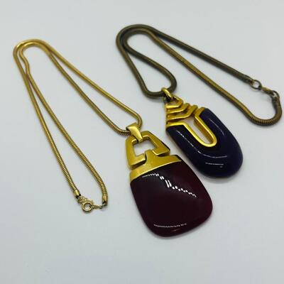 Lot 1: Vintage Crown Trifari Modern Gilt & Resin Mod Necklace & More