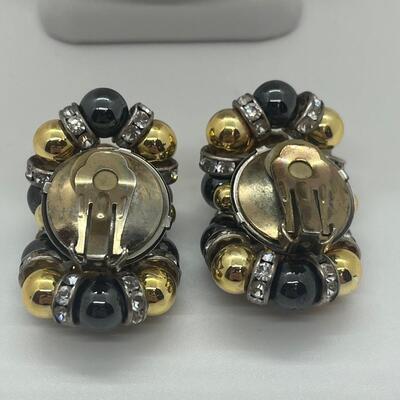 Lot 2: Vintage Chunky Costume Metallic Gold Collar Necklace & Clip-on Earrings