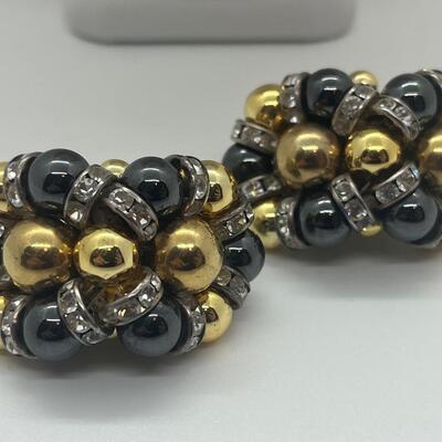 Lot 2: Vintage Chunky Costume Metallic Gold Collar Necklace & Clip-on Earrings